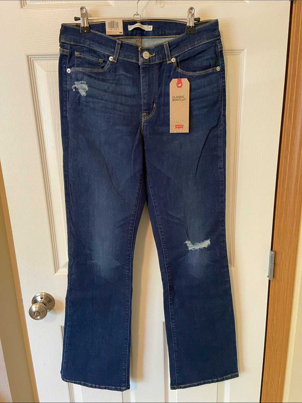 New Levi's Women's Bootcut Jeans in Dark Indigo W29 L32 size 8 mid rise